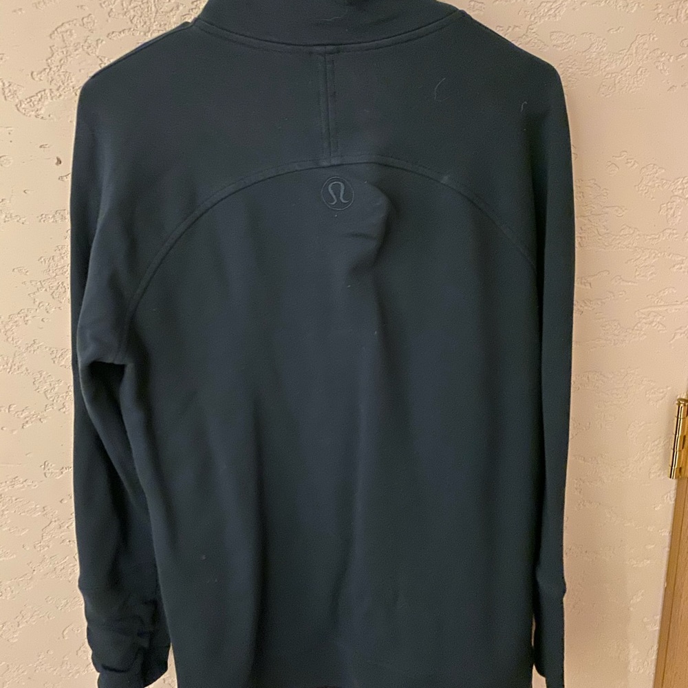 Lululemon Sweatshirt